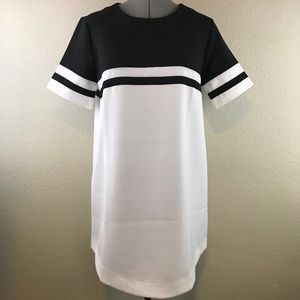 Forever 21 Black White Color Block Shift Dress M